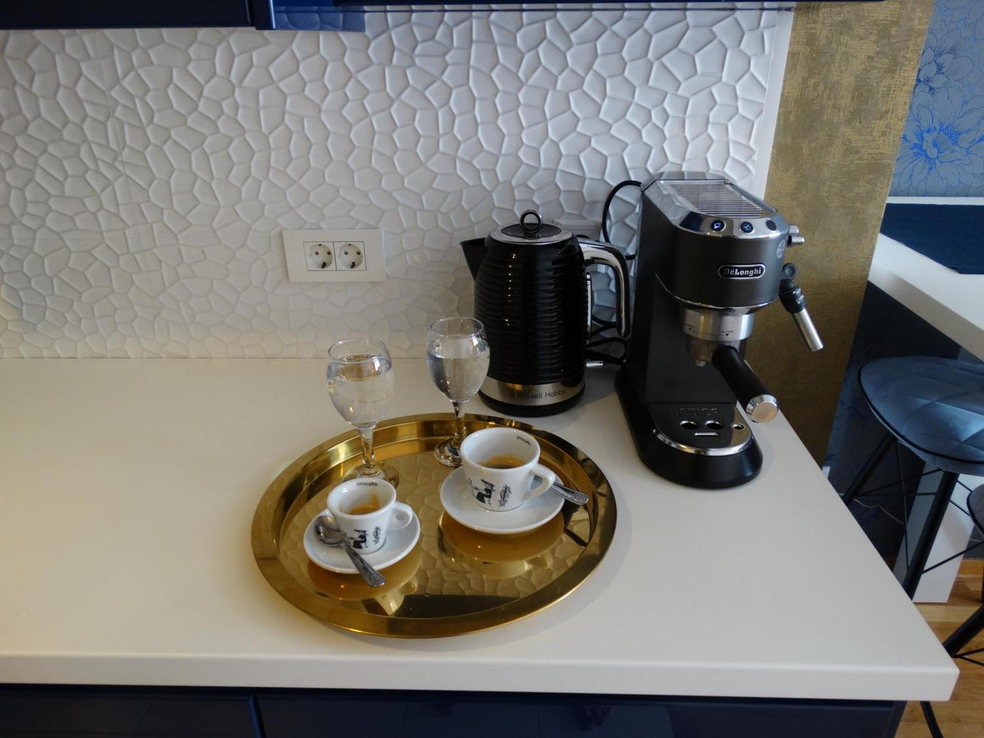 Jacuzzi studio apartman Mare's Zagreb Exterior foto